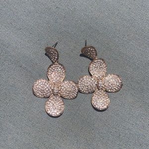 Gold w/ clear gemstones clover earrings